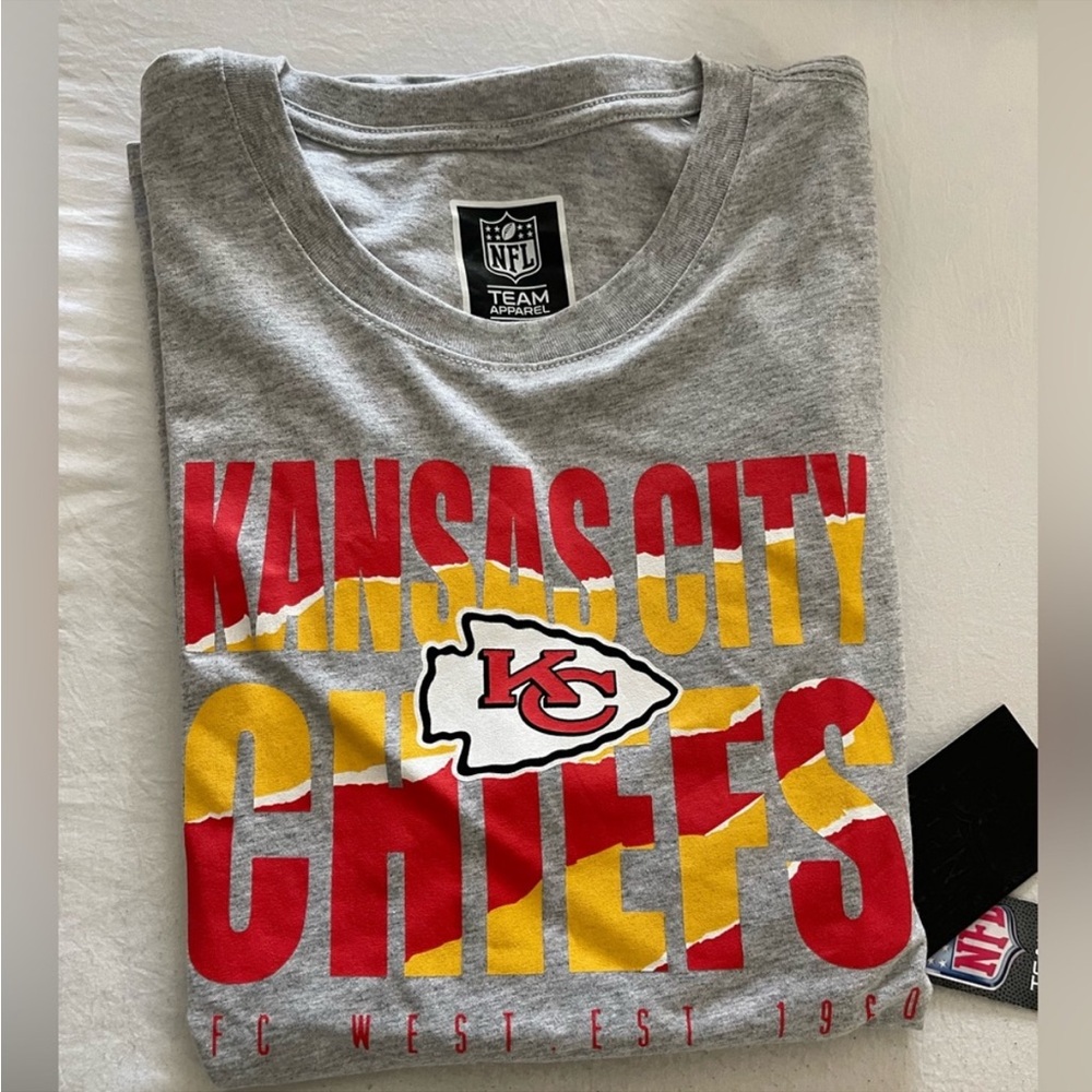 KANSAS CITY CHIEFS NFL size large polyester cotton football 🏈